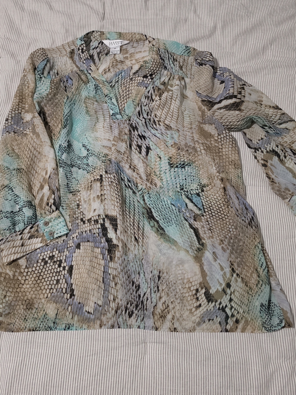 Allison Taylor Mint and Beige Snake-Print V-Neck Blouse